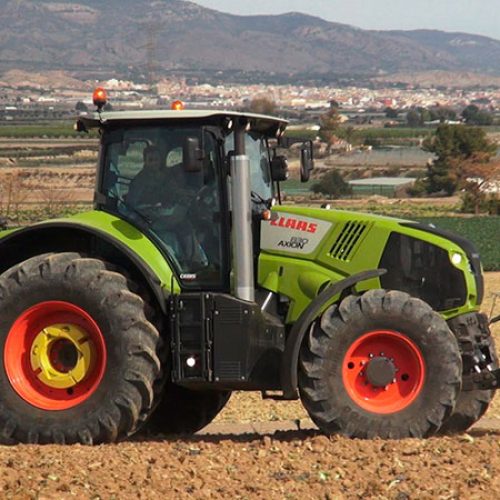 Prueba tractor Claas 830 Axion en Lorca
