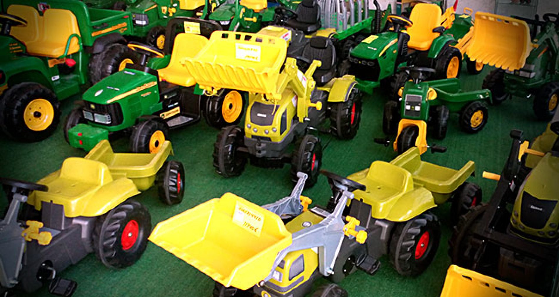 Tractores de juguete en Lorca